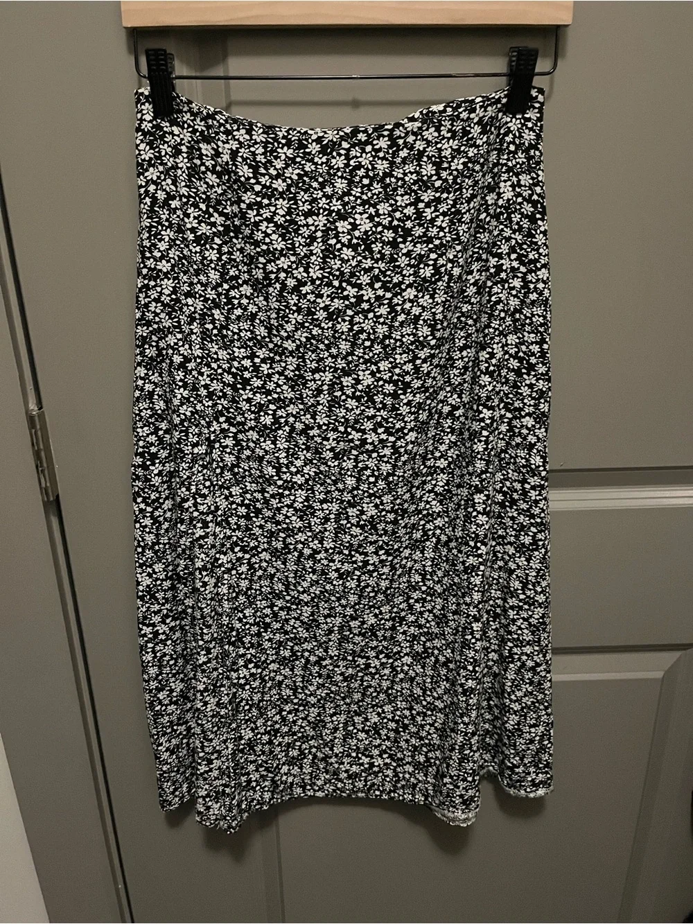 SHEIN Black and White Floral Midi Skirt